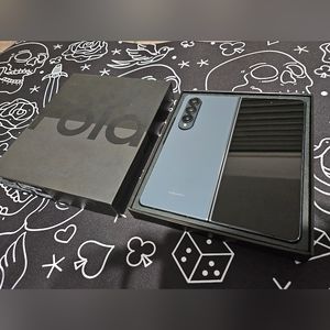Samsung Galaxy Z Fold 4 Unlocked 256G 12RAM GrayGreen